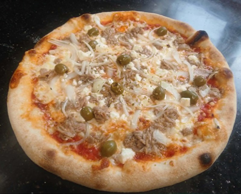 Pizza Tonno